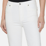 Le Straight in White