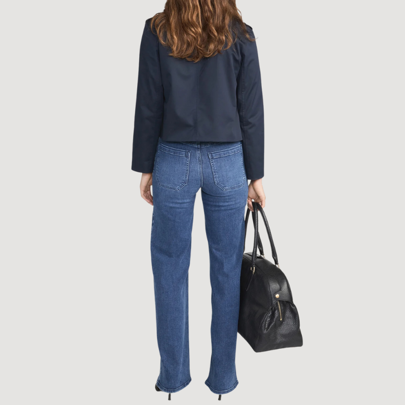 Le Slim Palazzo Modernist Pocket in Iberia