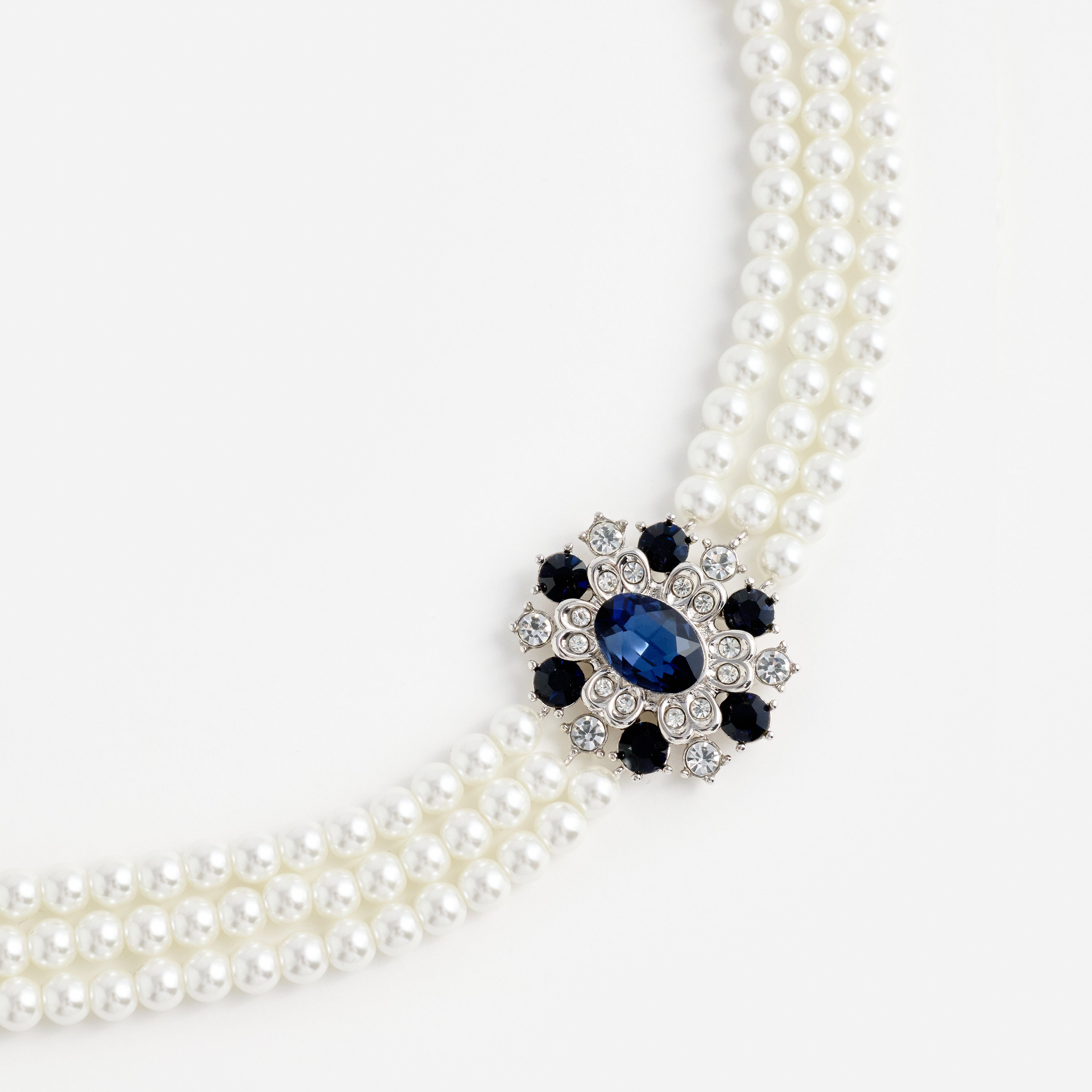 Blue Crystal Pearl Choker
